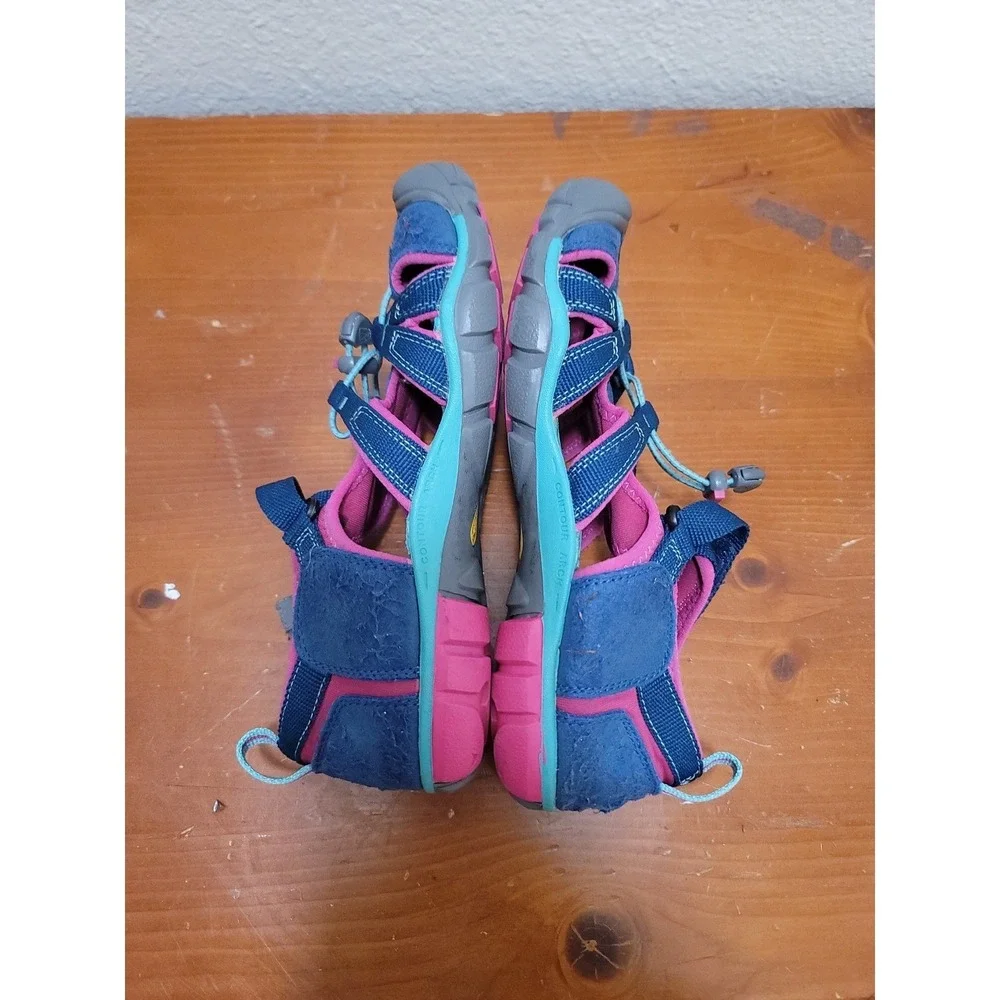 Keen Moxie Sandals Girls 5 Blue Pink Waterproof Sport Hiking